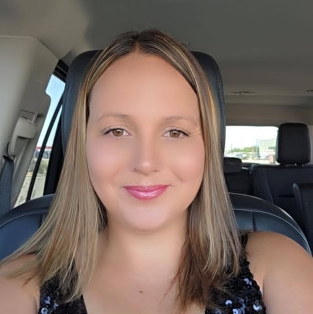 Meet your Posher, Amanda